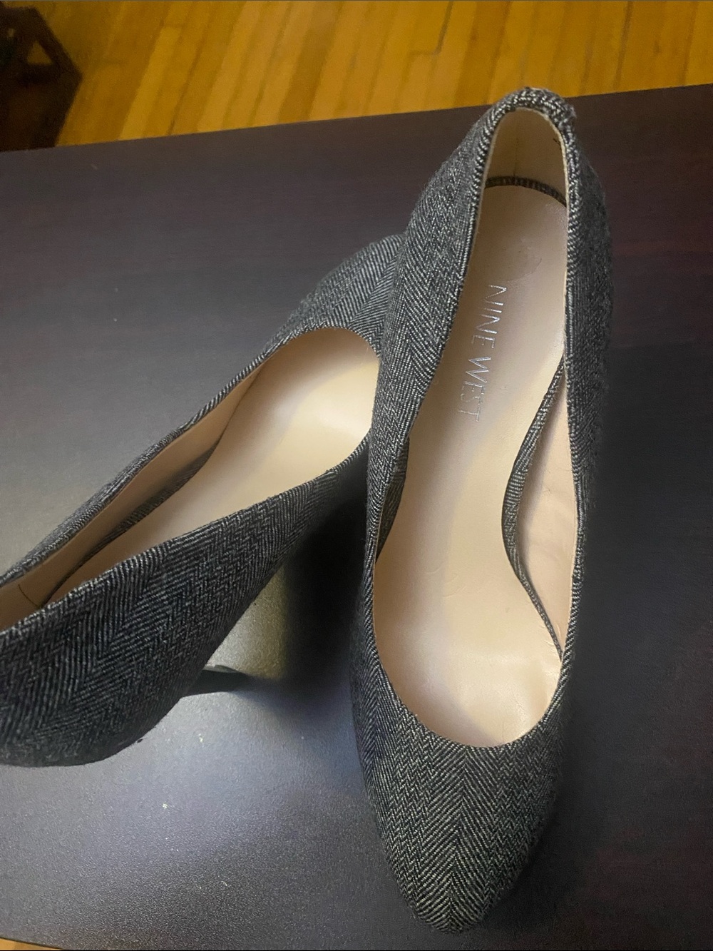 Nine West Women's Gray Herringbone Pointed-Toe Heels - Picture 13 of 13